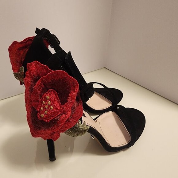 Topshop Black Heels with Embroidered Red Flower Size 8.5 - Picture 6 of 7